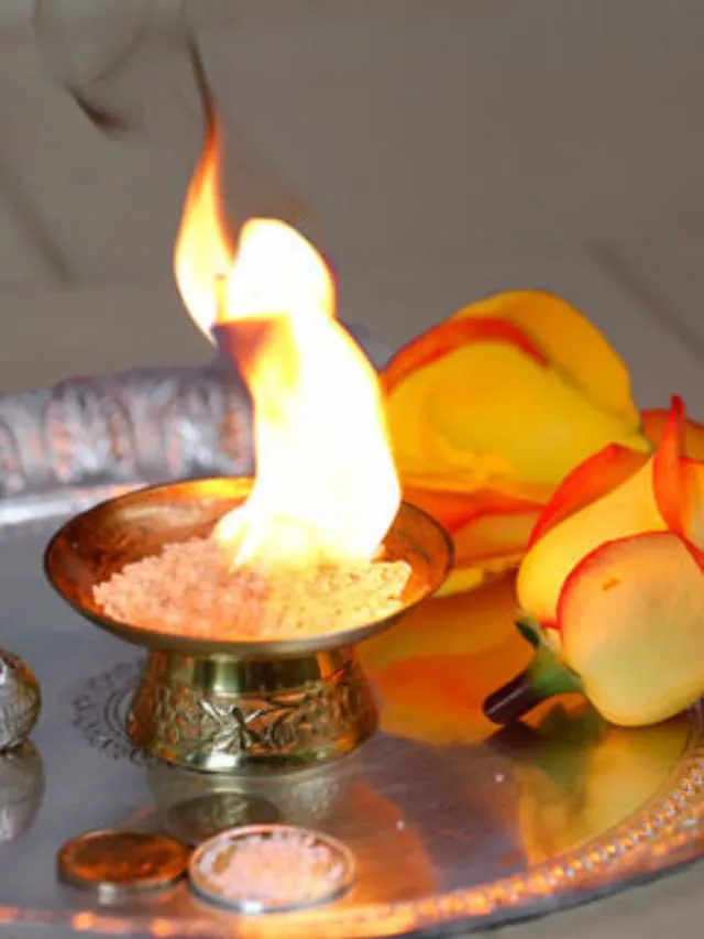 Know the miraculous remedies of camphor worth Rs. 2
